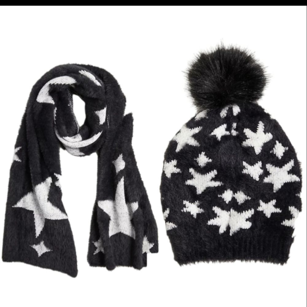 NWT Star Celestial Scarf and Pom Pom hat